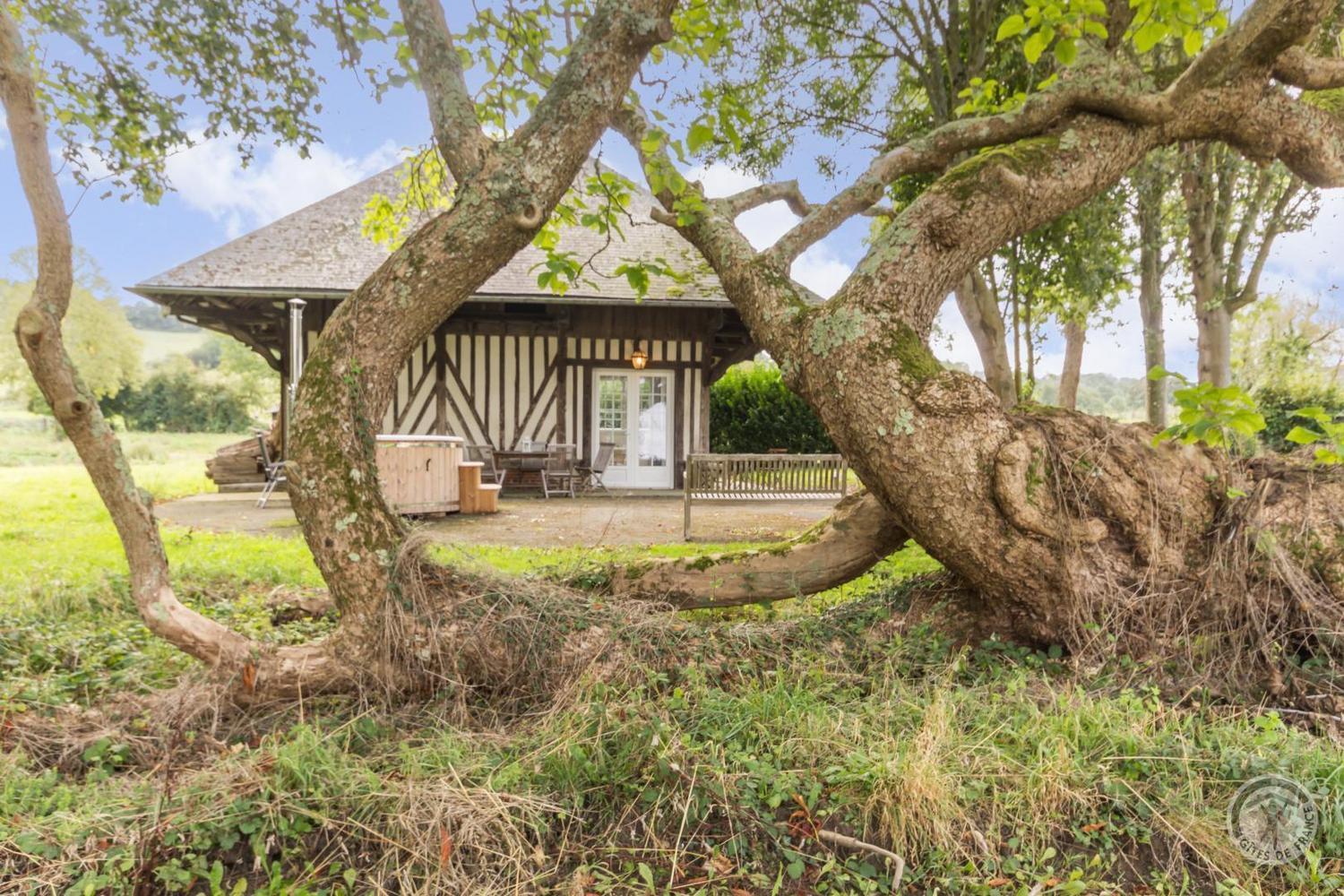 L'Atelier A L'Oree Des Bois Saint-Pierre-en-Auge Екстер'єр фото
